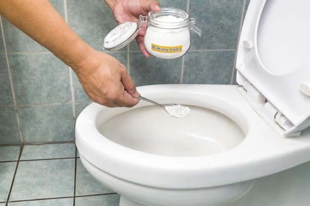 Toilet Spoelt Slecht Door